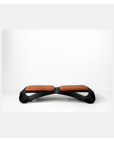 JUNDO daybed Black incl. 2 leather cushions